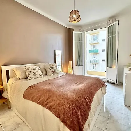 아파트 Cosy - 15 Min From - Free Parking *
